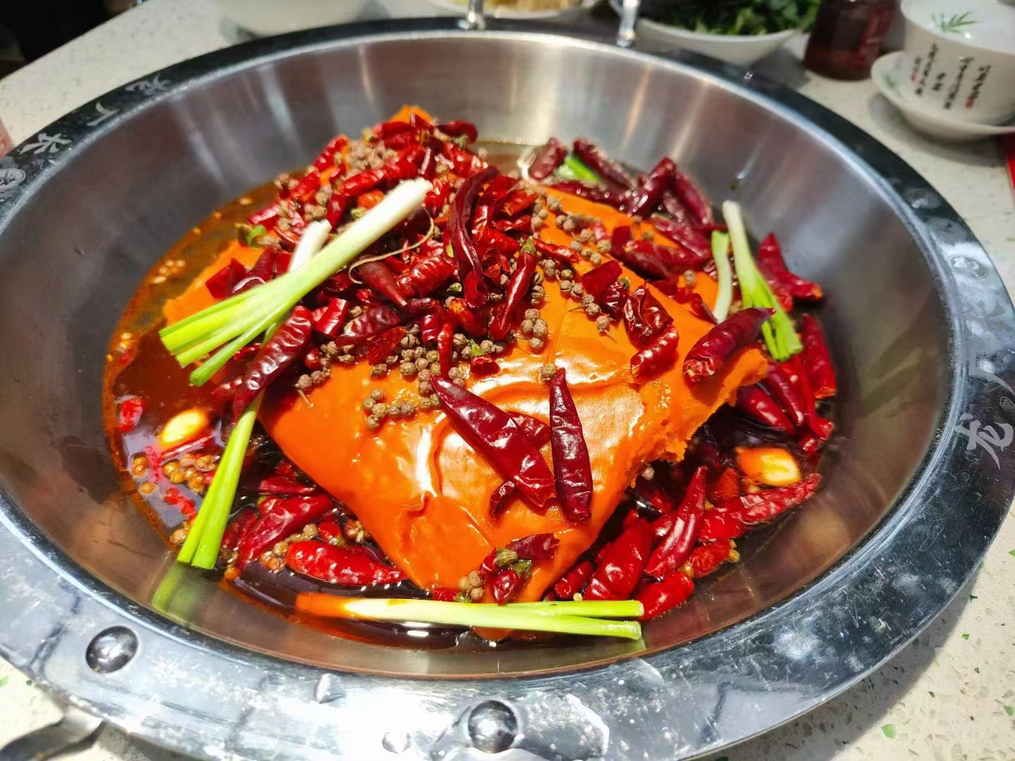 火鍋底料廠家-成都重慶火鍋底料產(chǎn)品批發(fā)，火鍋品類新發(fā)展在哪里(圖1)